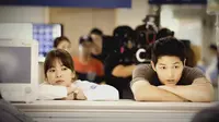 Song Joong Ki dan Song Hye Kyo (Youtube)