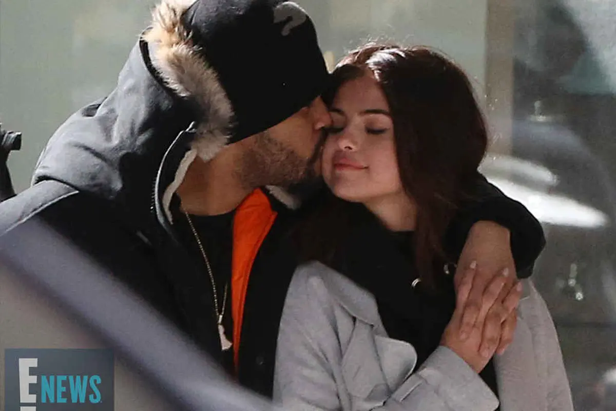 Selena Gomez dan The Weeknd kembali menunjukkan kemesraannya ditengah publik. (Foto: E!News)