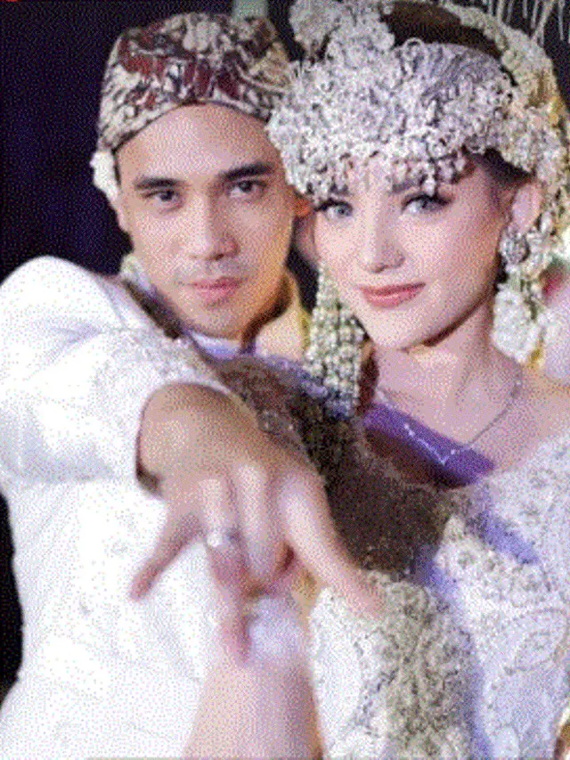 Ikmal Tobing Resmi Menikah dengan Indah Lolita