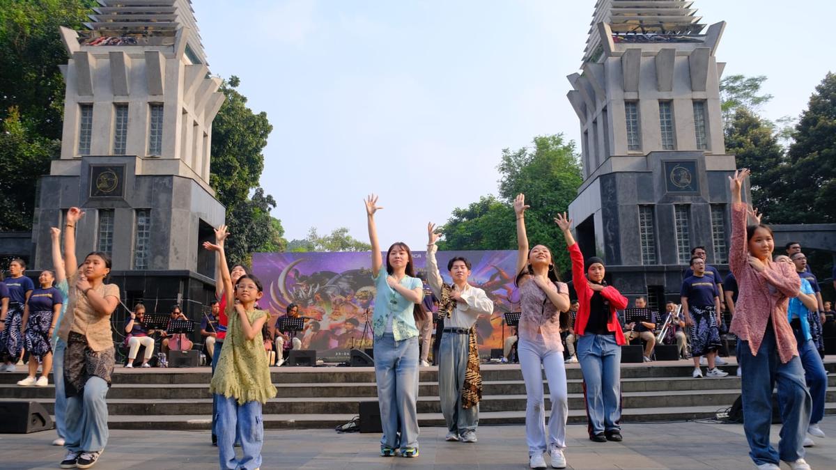 Kemeriahan Pagelaran Sabang Merauke 2025 The Indonesian Broadway Hadir di Car Free Day Jakarta