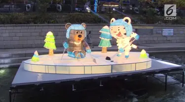 Festival lentera tahunan di Seoul menerangi sungai di pusat kota Seoul, bertujuan mempromosikan Olimpiade musim dingin Pyeongchang 2018