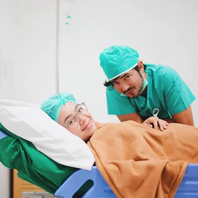 [Fimela] Aryani Fitriana dan Donny Michael