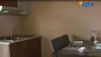 Unit rusun ini terdiri dari ruang tamu, dua kamar tidur, ruang tengah sekaligus ruang makan, dapur dan kamar mandi.
