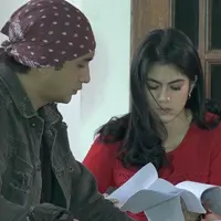 Hana menceritakan saat dirinya di komen di sosial media dan kena omelan ibu-ibu yang kesal dengan karakter Sasya.