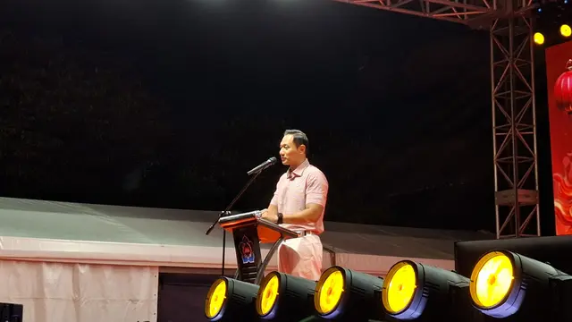 Menteri Koordinator Bidang Infrastruktur dan Pembangunan Kewilayahan (IPK), Agus Harimurti Yudhoyono (AHY) saat perayaan malam Tahun Baru Imlek 2026 di Batam, Kepulauan Riau. (Foto: Liputan6.com/Arief RH)