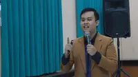 Apoteker muda yang juga mantan Sekjen Ikatan Senat Mahasiswa Farmasi Se-Indonesia (Ismafarsi  Ridho M Sakti. (Istimewa)