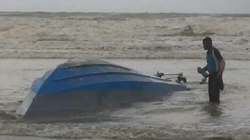 Perahu Pengangkut TKI Ilegal Karam di Johor, 7 Orang Meninggal