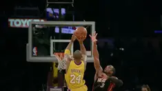 Berita video momen-momen terbaik yang dimiliki Kobe Bryant bersama Los Angeles Lakers pada musim reguler NBA di Staples Center.