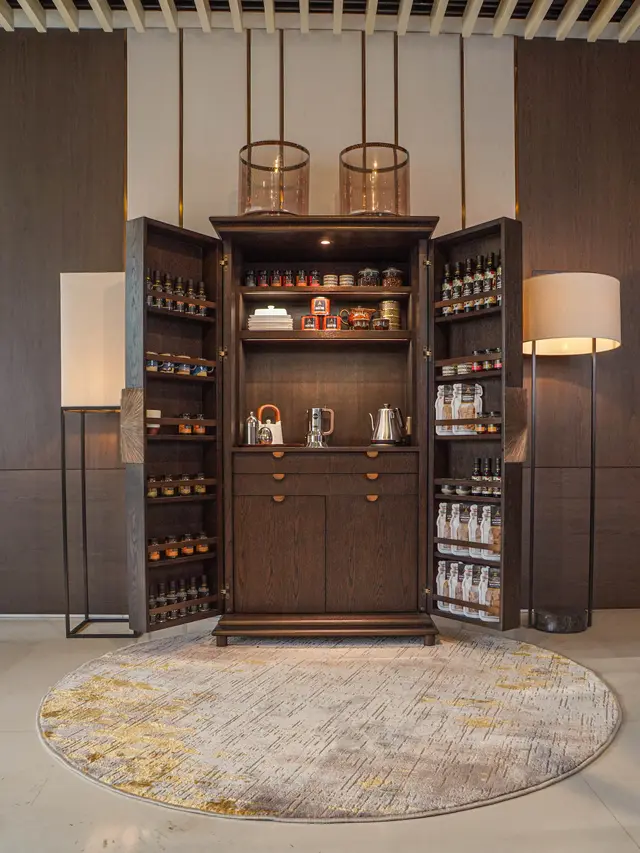 Forme X Ayu Joddy "Kabinet Kartini"