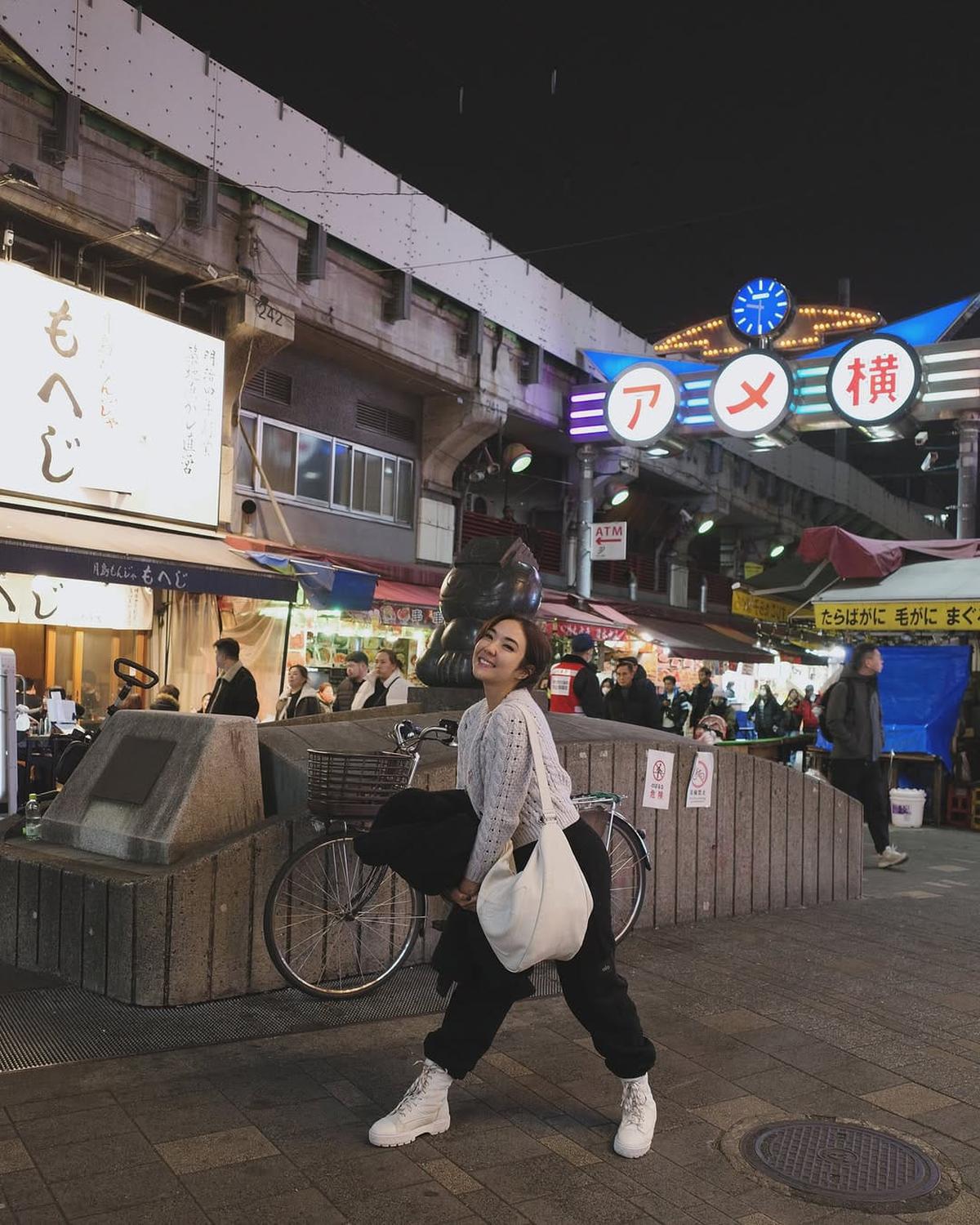 Gaya OOTD Gisella Anastasia di Berbagai Momen Ini Tetap Stylish