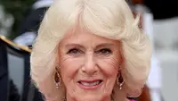 Perhiasan Antik Ratu Camilla Saat Melawat ke AS, Ada Kalung Permata Ungu Berusia 2 Abad