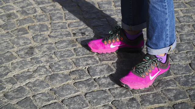 Ciri Sepatu Nike Asli