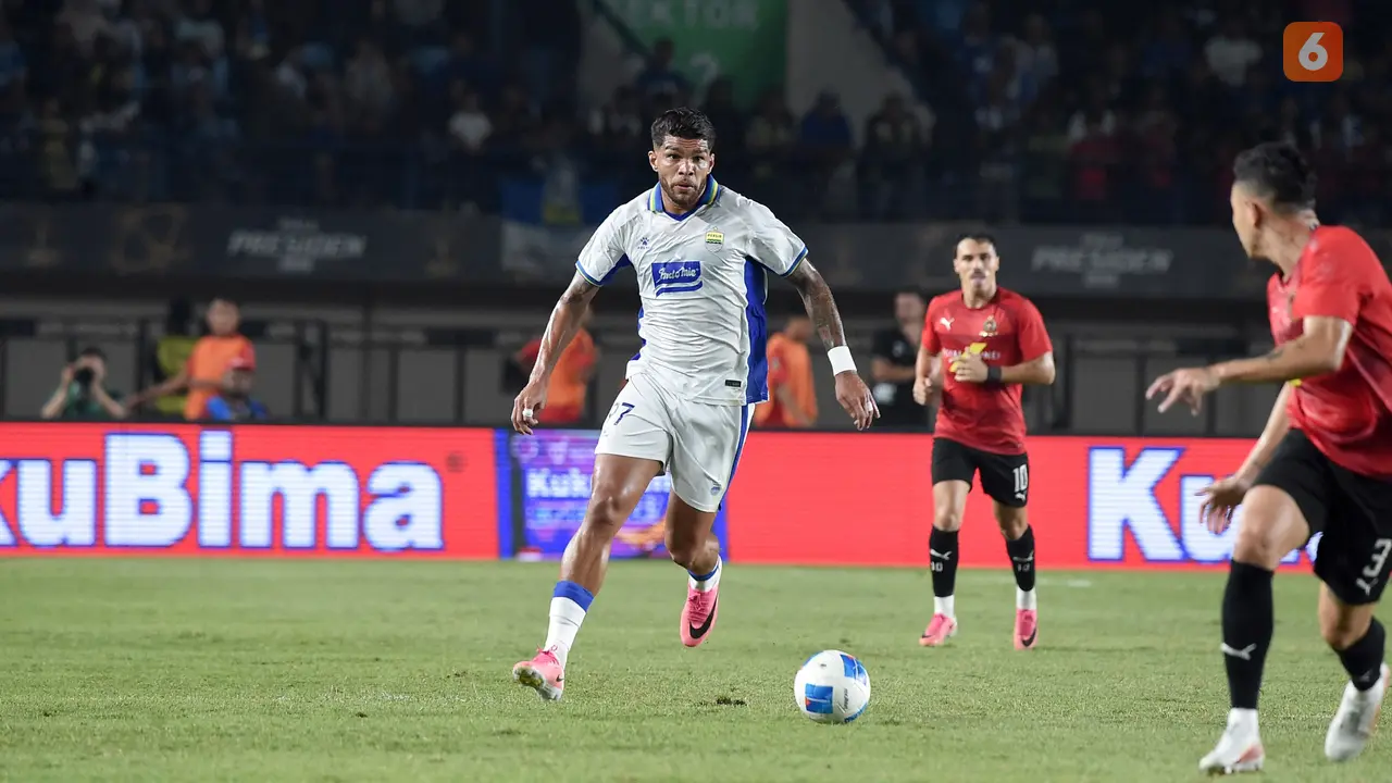 Foto: Gol Perdana Balsa Sekulic Antar Persib Bandung ke Semifinal Piala Presiden 2026