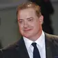 Brendan Fraser di Venice Film Festival 2022. (Foto: Joel C Ryan/Invision/AP)