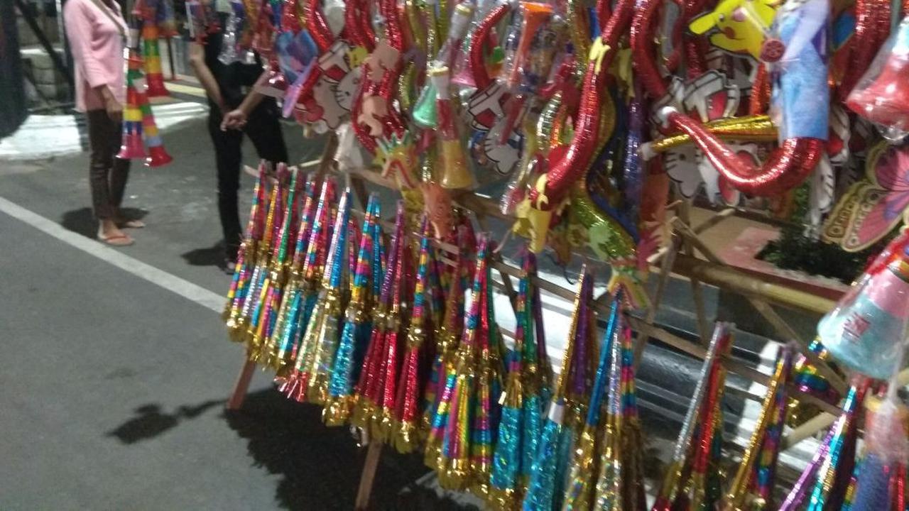 Lima Bentuk Terompet Hits Untuk Tahun Baru si Semarang