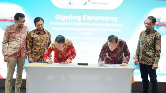PT Pertamina Trans Kontinental (PTK) membeli kapal Accommodation Work Barge (AWB). (Foto: Pertamina)
