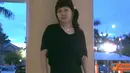 Citizen6, Surabaya: Ciri-ciri Maria, tinggi 167cm, berat 52 kg, rambut hitam panjang lurus sebahu, tahi lalat di pelipis mata sebelah kanan dan disekitar bibir, kulit putih. Apabila anda melihatnya, tolong hubungi saya di No.081703271717.(Pengirim: Lilis)