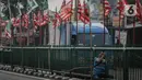 Atribut kampanye ini didominasi oleh bendera diikuti poster, stiker, spanduk hingga baliho. (Liputan6.com/Faizal Fanani)