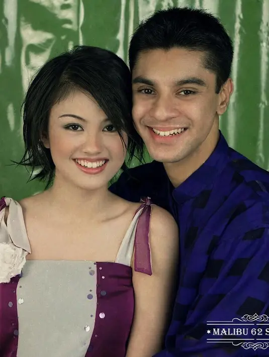 Seperti inilah wajah Agens Monica dan Didi Riyadi pada tahun 2003. Wajah   mereka masih imut ya. (Foto: instagram.com/malibu62studio)