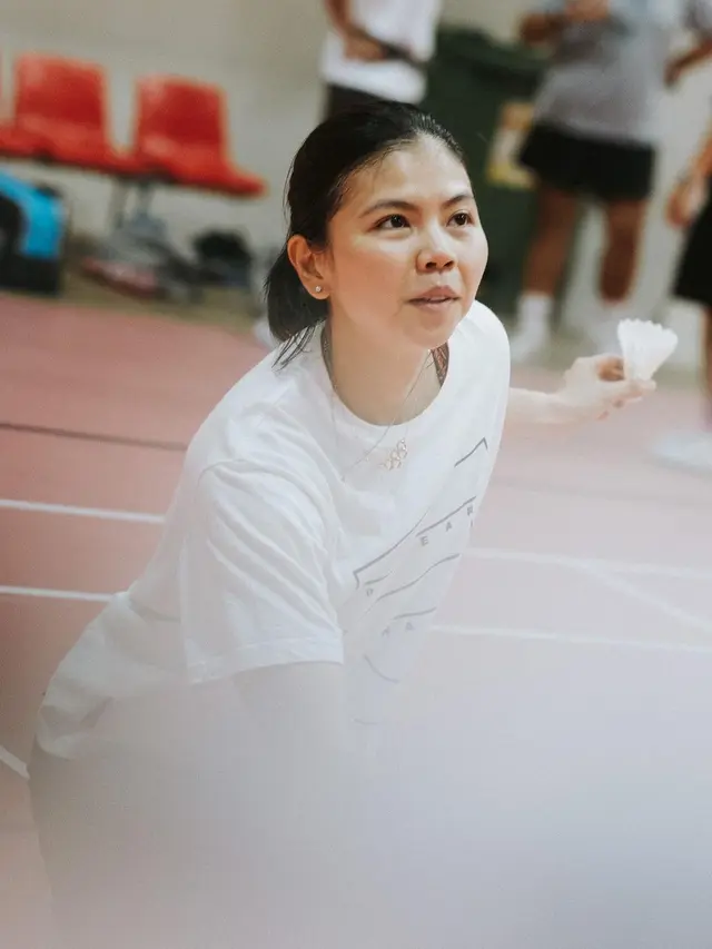 Greysia Polii Latih Badminton Raisa dan Vidi Aldiano