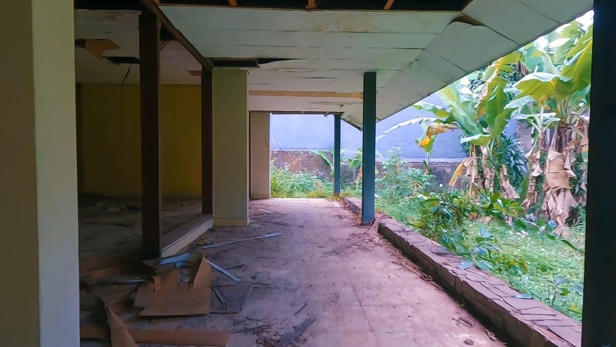 10 Potret Rumah Megah Asmuni Srimulat, Terbengkalai 15 Tahun - Kondisinya Memprihatinkan dan Sering Terlihat Penampakan