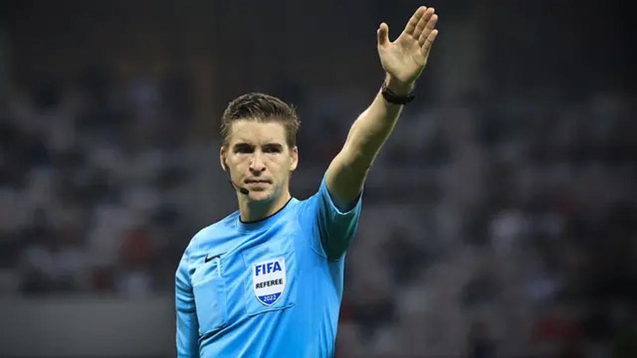 3 Wasit yang Dianggap Bantu Lawan Timnas Indonesia: Nasrullo Kabirov sampai Ahmed Al Kaf, Namanya Ditandain Netizen