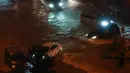 Banjir bandang yang dipicu oleh hujan lebat menyapu sebuah perkemahan di barat laut Turki pada hari Selasa, 5 September 2023. (AP Photo/Khalil Hamra)