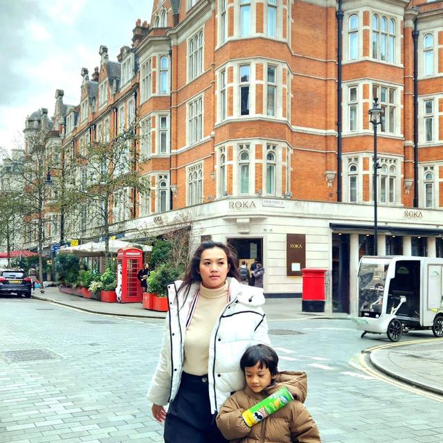 6 Potret Terbaru Lidya Kharisma 'Pesantren Rock n' Roll', Sudah Jadi Ibu Dua Anak