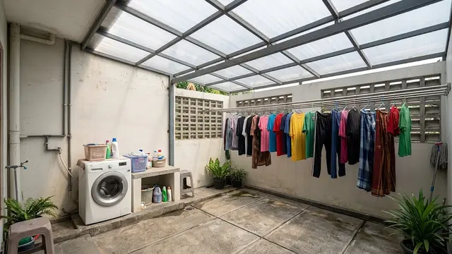 Zona Cuci dan Jemur Berkanopi Transparan