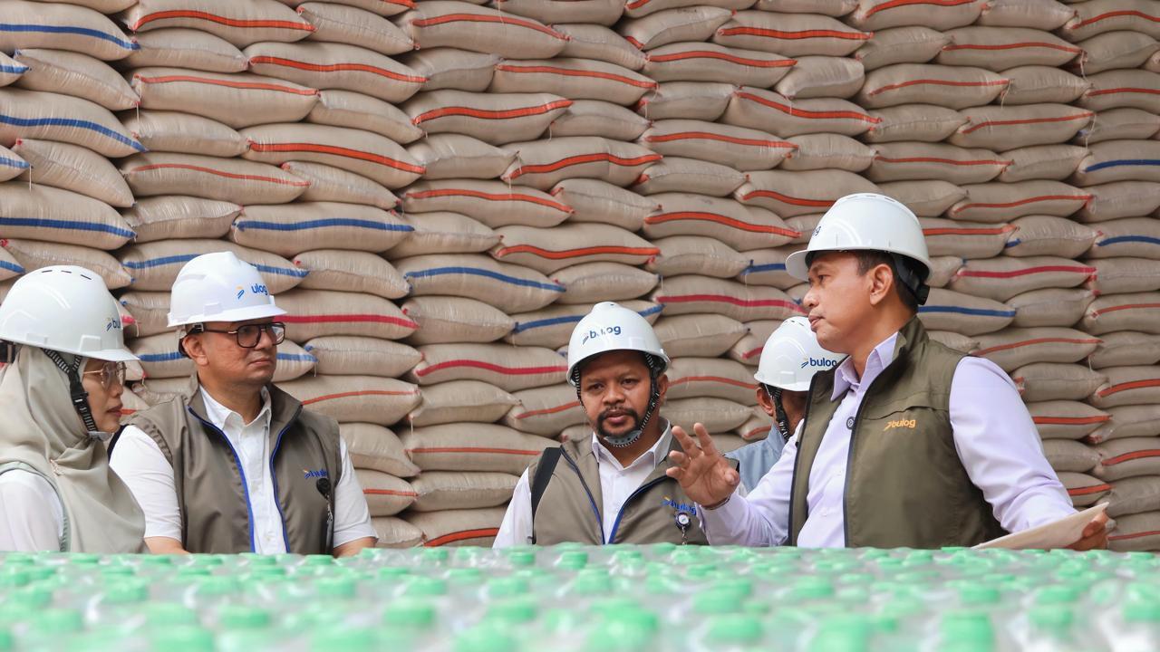 Bulog Pastikan Stok Beras dan Minyak Goreng RI Aman hingga Akhir 2026, Begini Kondisinya
