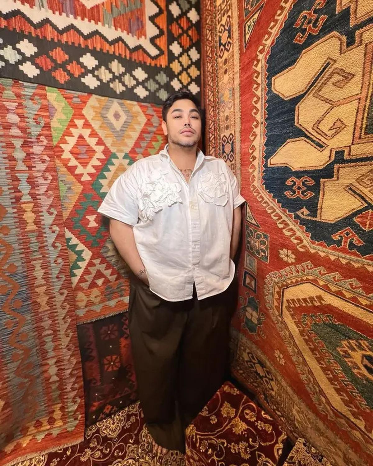 5 Artis Ini Diprediksi Akan Berangkat Haji Tahun 2025, Intip Persiapan Mereka