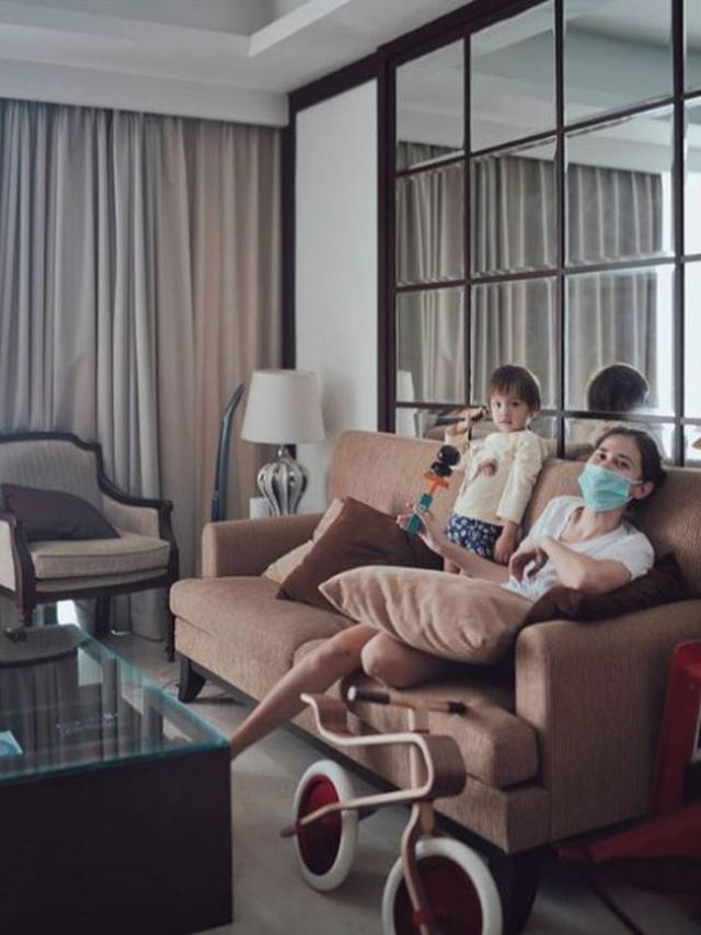 Ringgo Agus Rahman dan Keluarga Selama di Rumah