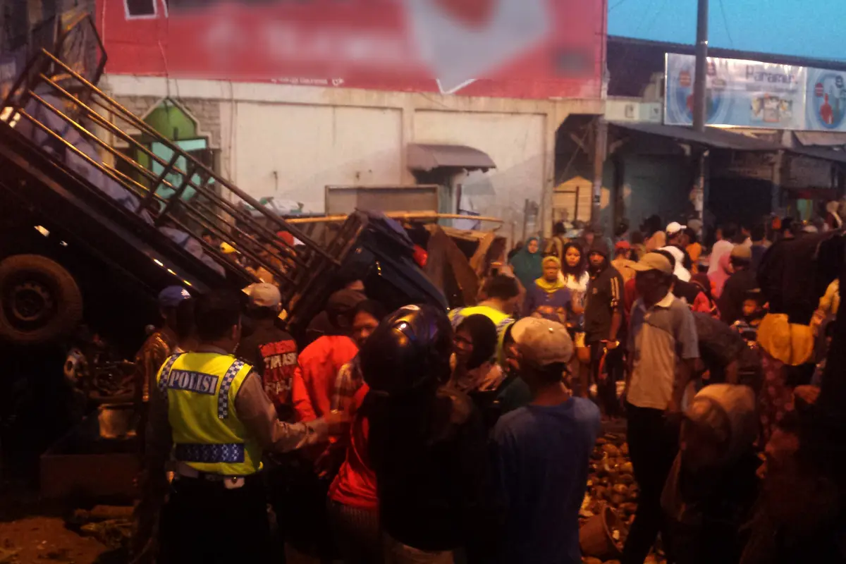 Kecelakaan truk