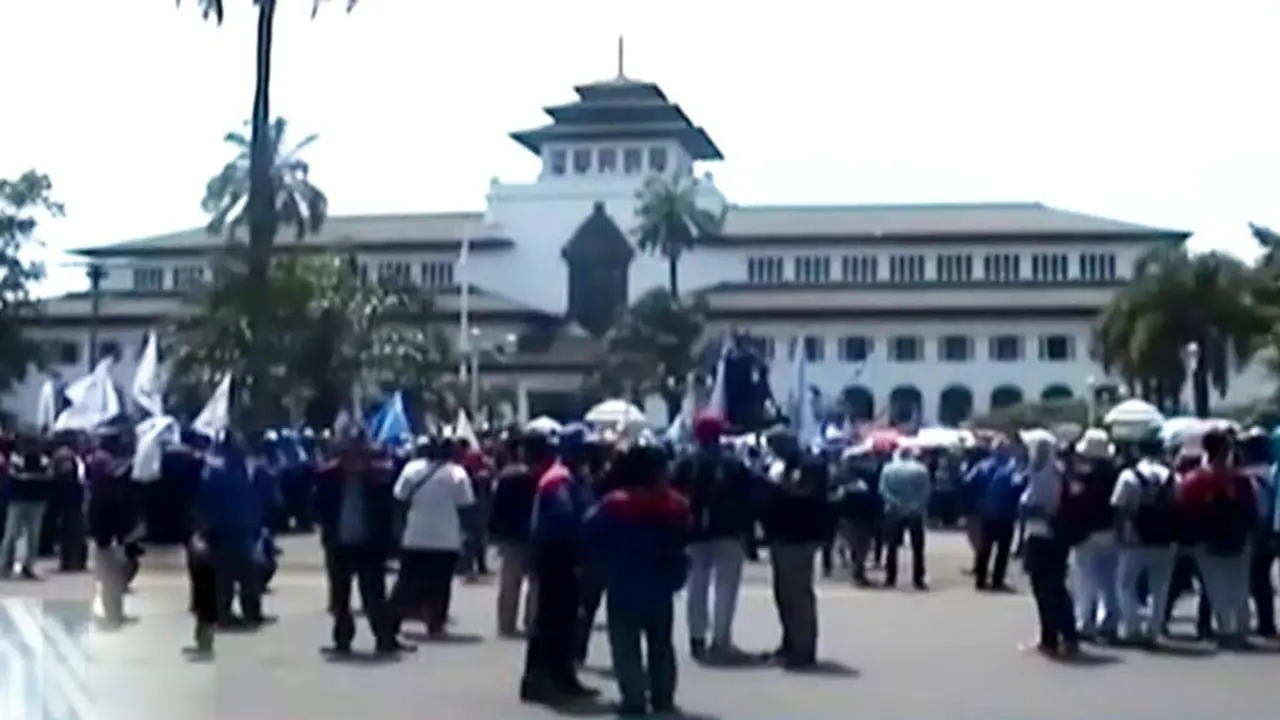 (lip6 Petang) Demo Buruh Bandung