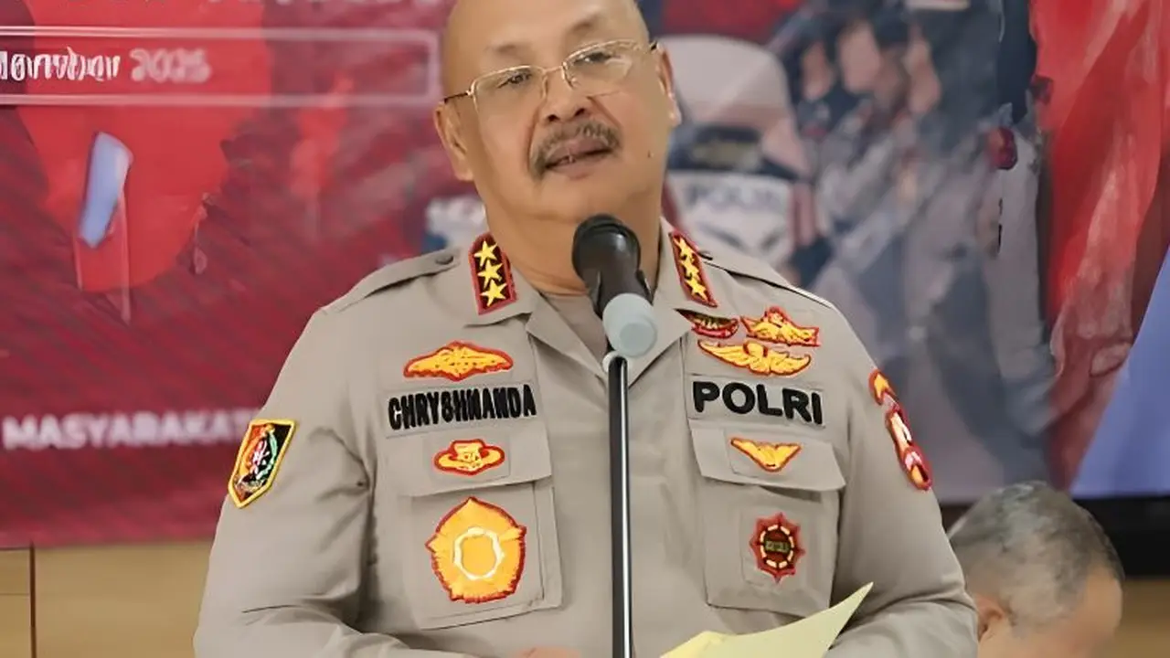Komjen Pol. Chryshnanda Dwilaksana