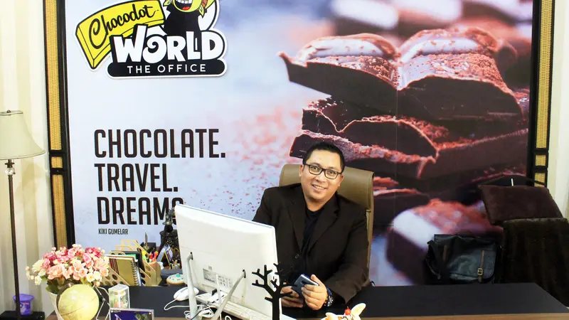 Kiki Gumelar, CEO PT Tama Cokelat Indonesia di ruang kerjanya