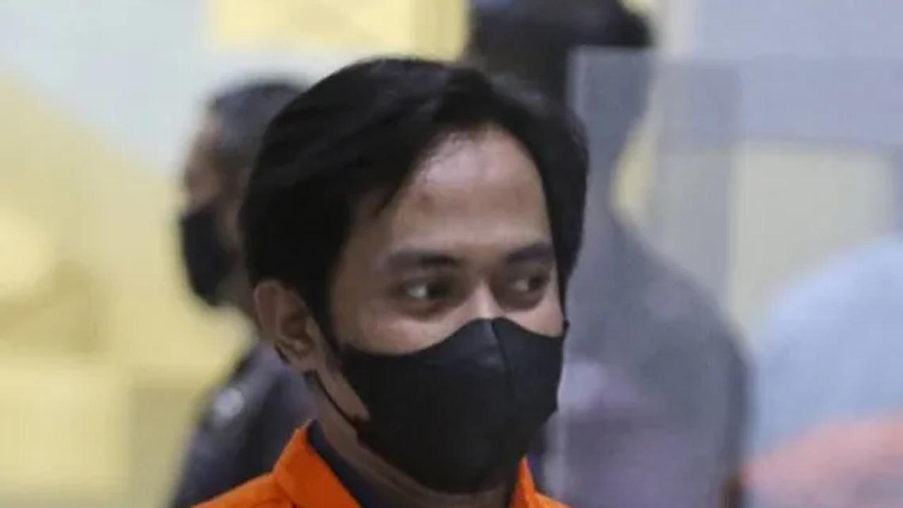 Lelang akan dilaksanakan tanpa kehadiran peserta lelang dengan jenis penawaran lelang melalui internet atau closed bidding.