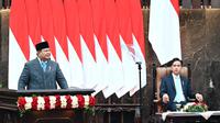 Presiden Prabowo menyampaikan Pidato Kenegaraan di Gedung MPR/DPR. Prabowo memaparkan capaian 300 hari pemerintahan yang meliputi pelaksanaan sejumlah program kerja cepat (quick wins) dalam 10 bulan terakhir. (Dok Biro Pers/Setpres)