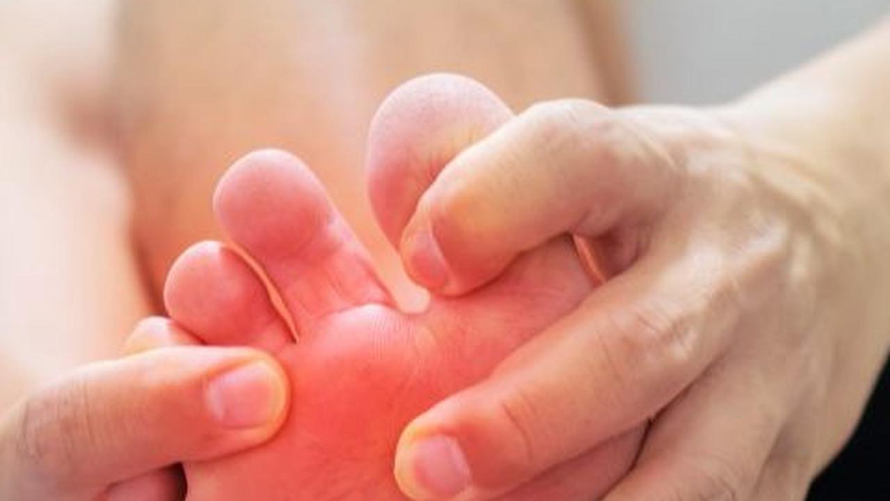 Penyebab Telapak Kaki Sakit saat Bangun Tidur, Kenali Tanda-Tandanya
