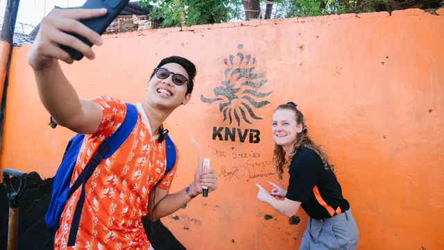 KNVB sapa penggemar Timnas Belanda di Manado, Sulawesi Utara.