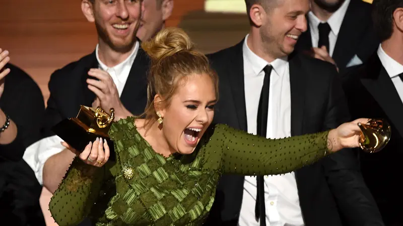 20170212- Adele Patahkan Piala Grammy Awards- AFP PHOTO