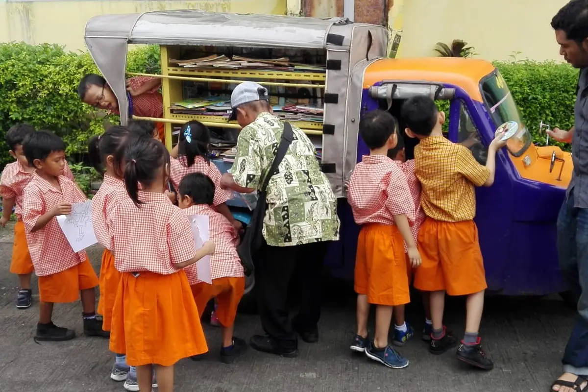 Bemo Baca Pak Kinong