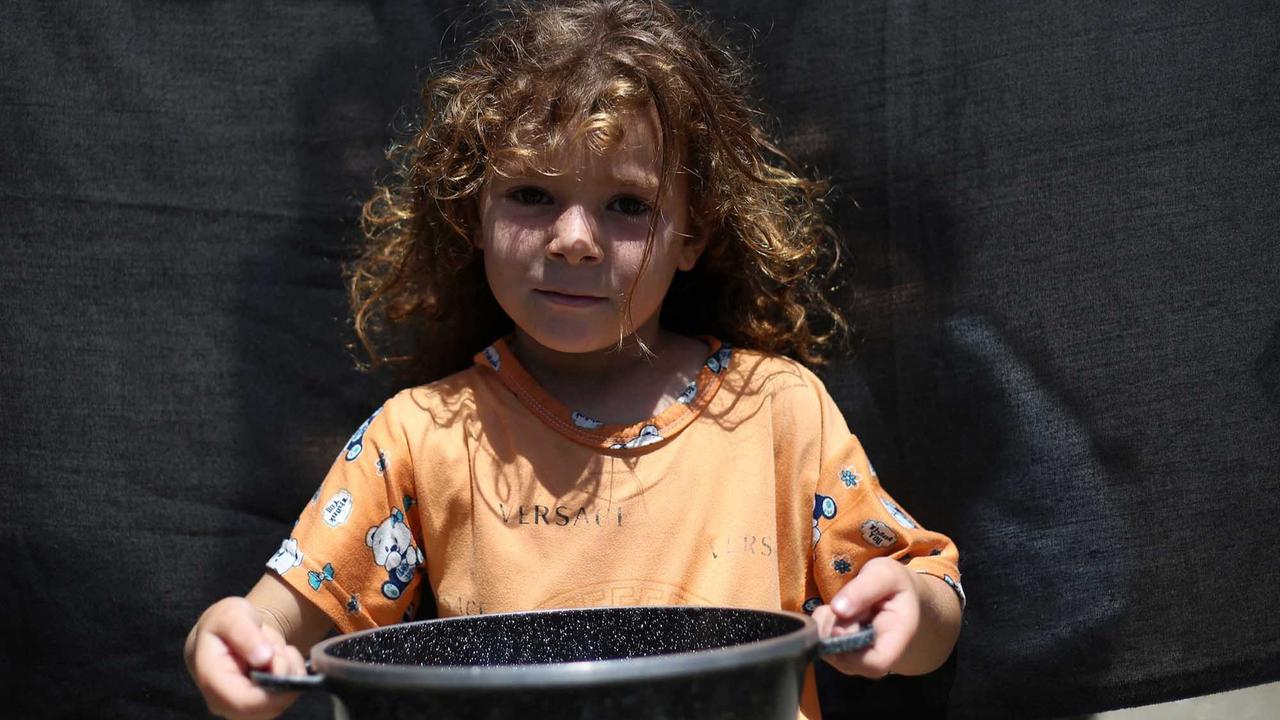 FOTO: Potret  Menyentuh Anak-Anak Gaza Yang Kelaparan