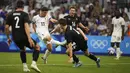 Les Bleus muda mencetak 7 gol dan tidak kebobolan satu gol pun di grup A.  (AP Photo/Daniel Cole)