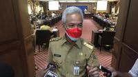 Ganjar Pranowo Usai mengikuti kunjungan dari DPD RI yang ingin belajar cara Pengelolaan Lembaga Keuangan Mikro di Jawa Tengah
