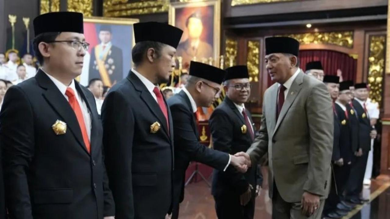 Kemenhan Lantik 12 Tenaga Ahli Dewan Pertahanan Nasional, Termasuk Noe Letto