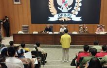 Pasang Telinga Tatapan Serius, Ekspresi Sufmi Dasco Cs Terima Mahasiswa Dengarkan Daftar Tuntutan
