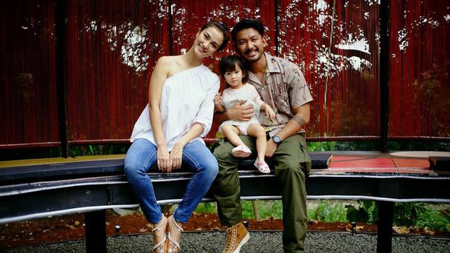 [Fimela] Atiqah Hasiholan