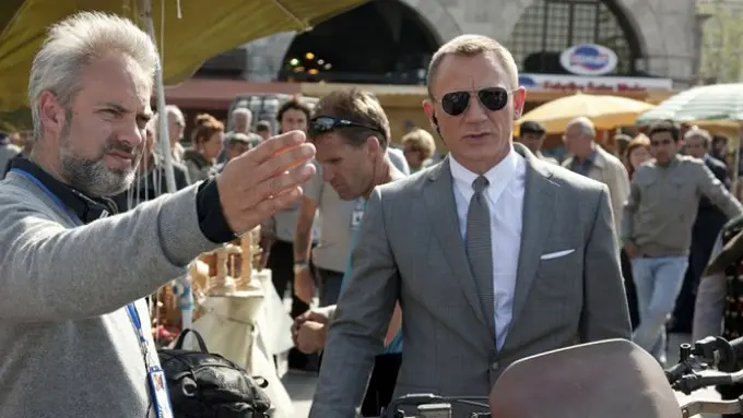 [Bintang] Sam Mendes-Daniel Craig