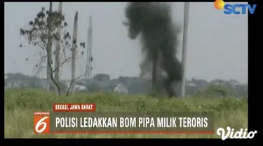 Densus 88 Antiteror dan Polisi ledakkan bom pipa milik teroris Bekasi di tanah kosong di Babelan.